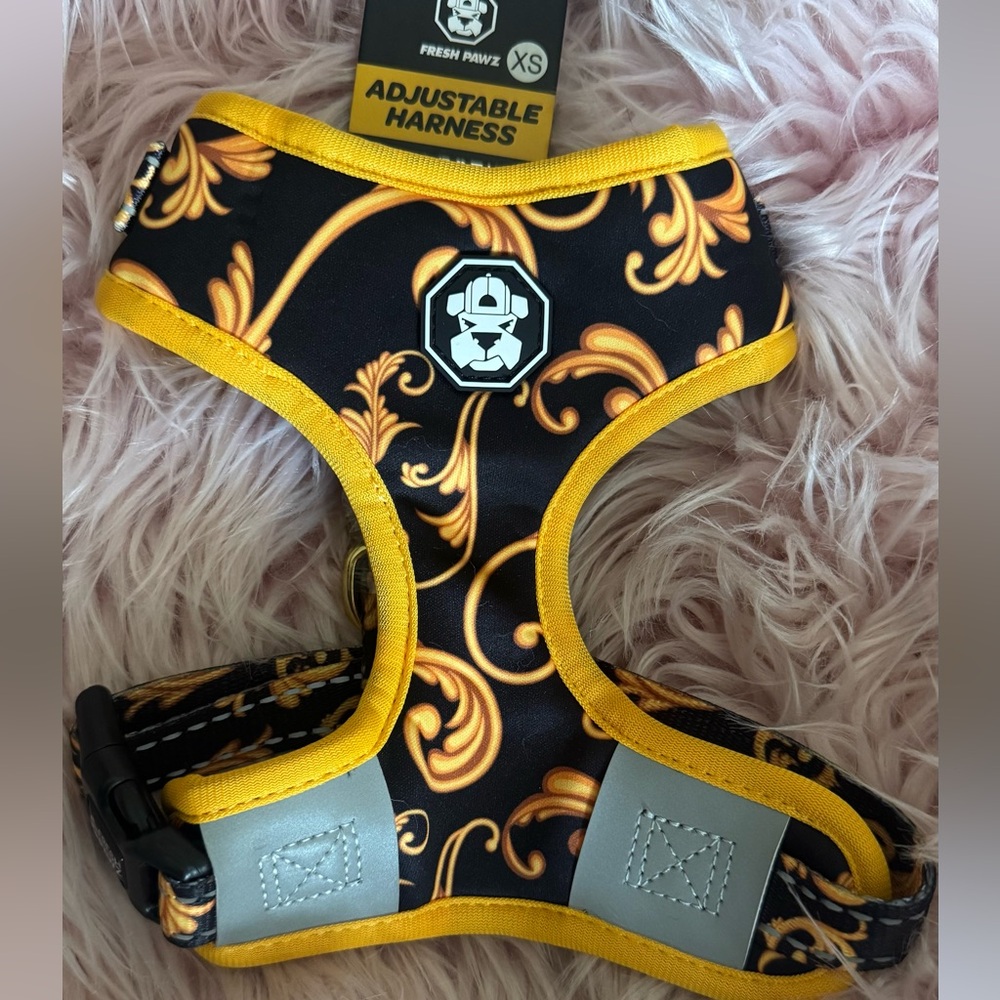 Fresh Pawz Adjustable Black & Gold Dog Harness Sz: XS